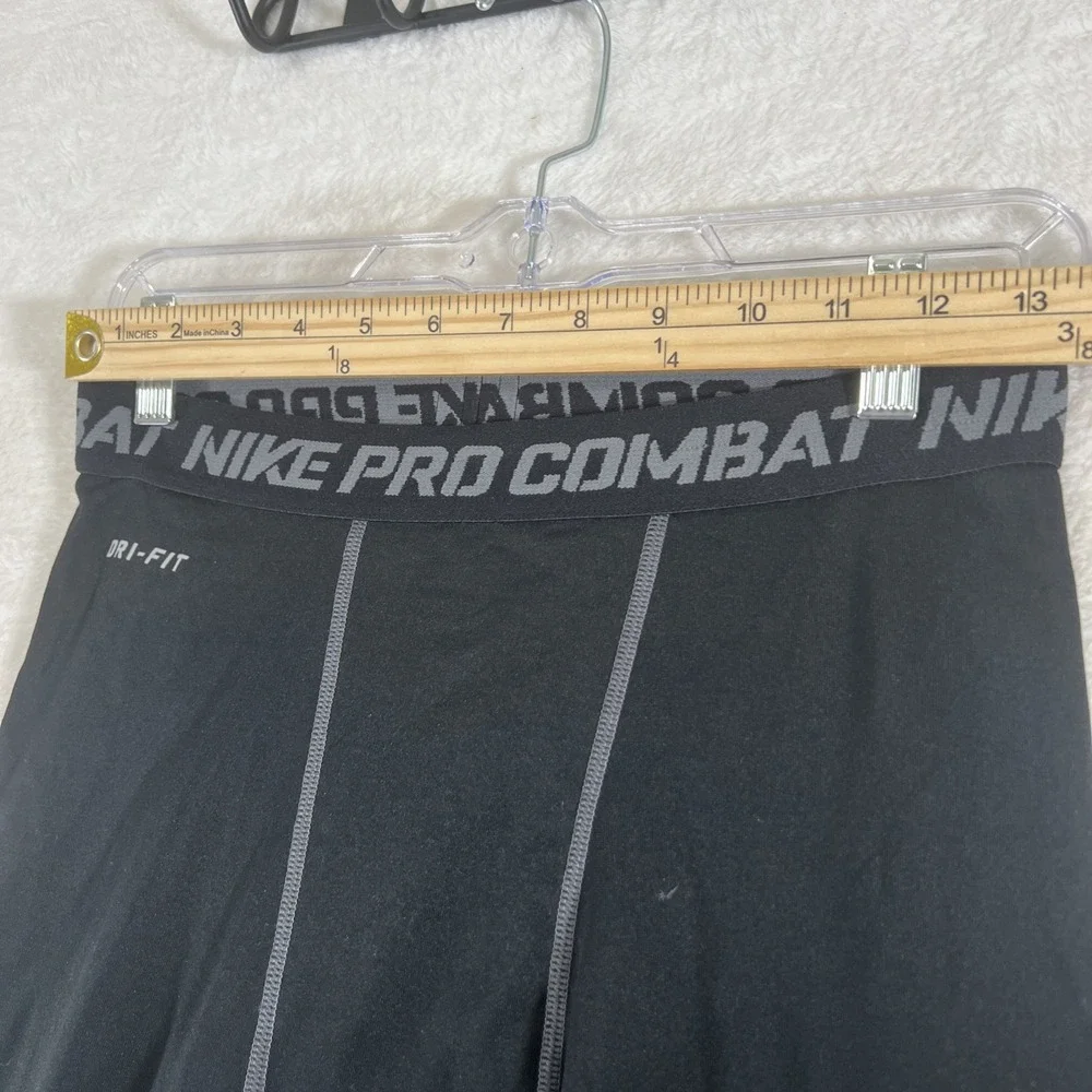 Nike pro combat